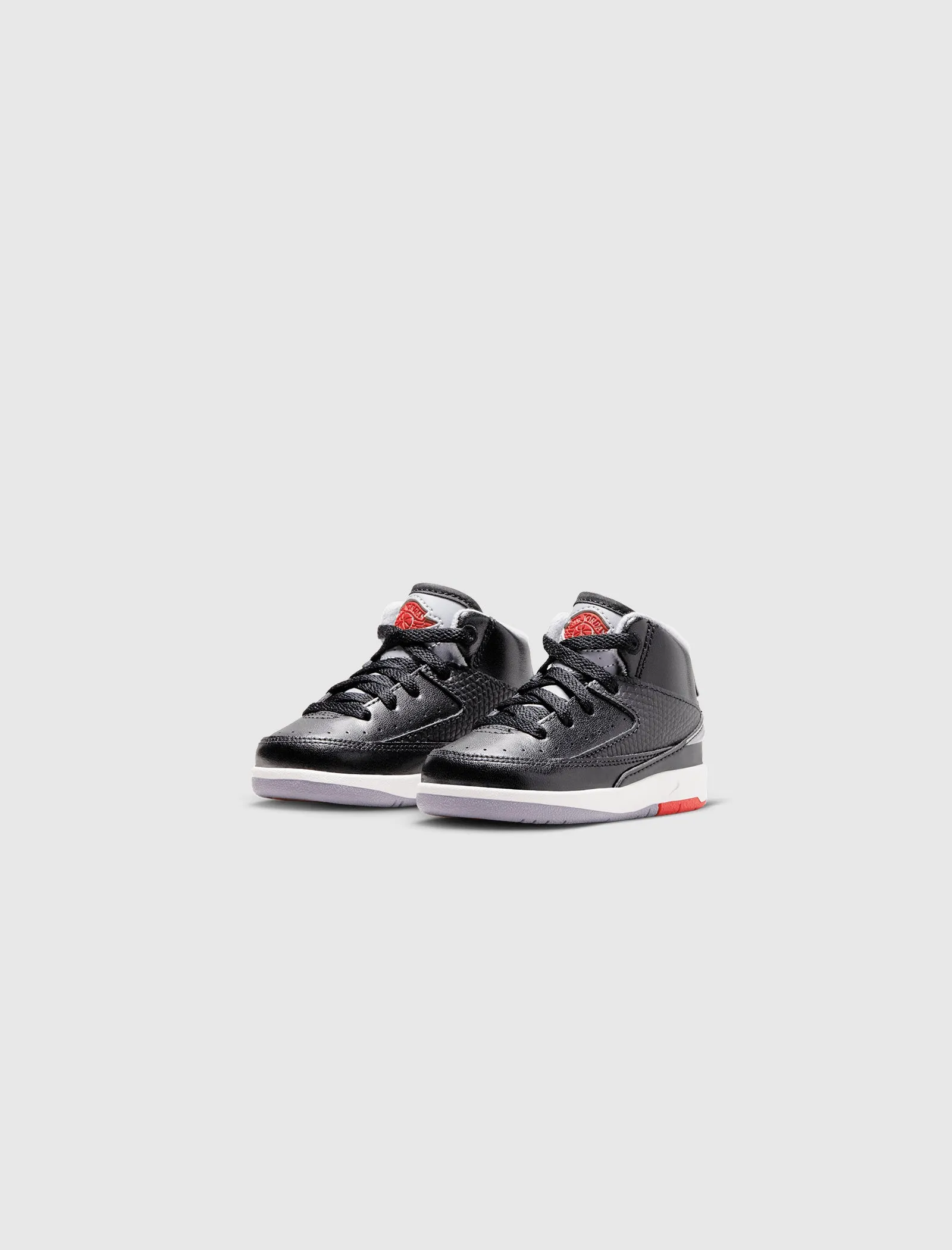 AIR JORDAN 2 RETRO "BLACK CEMENT" TD