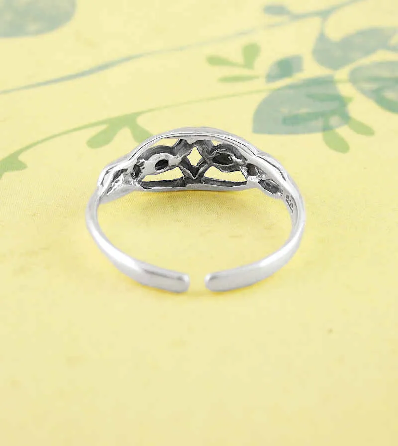 Cut-Out Celtic Knot Toe Midi Knuckle Adjustable Ring