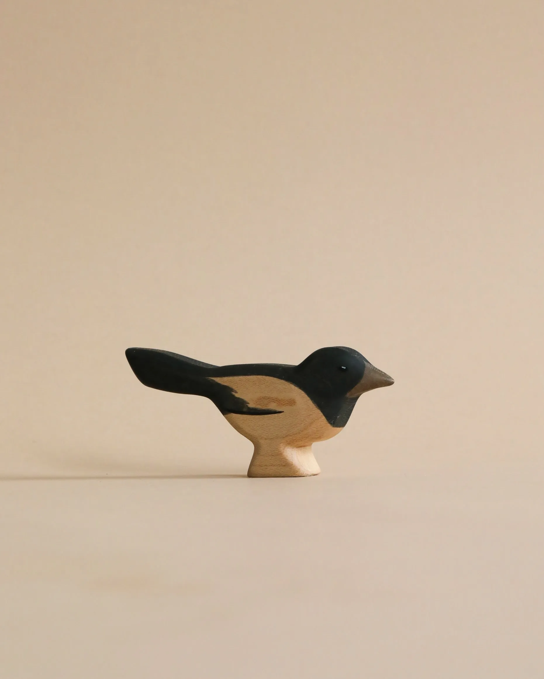 Handmade Holzwald Magpie