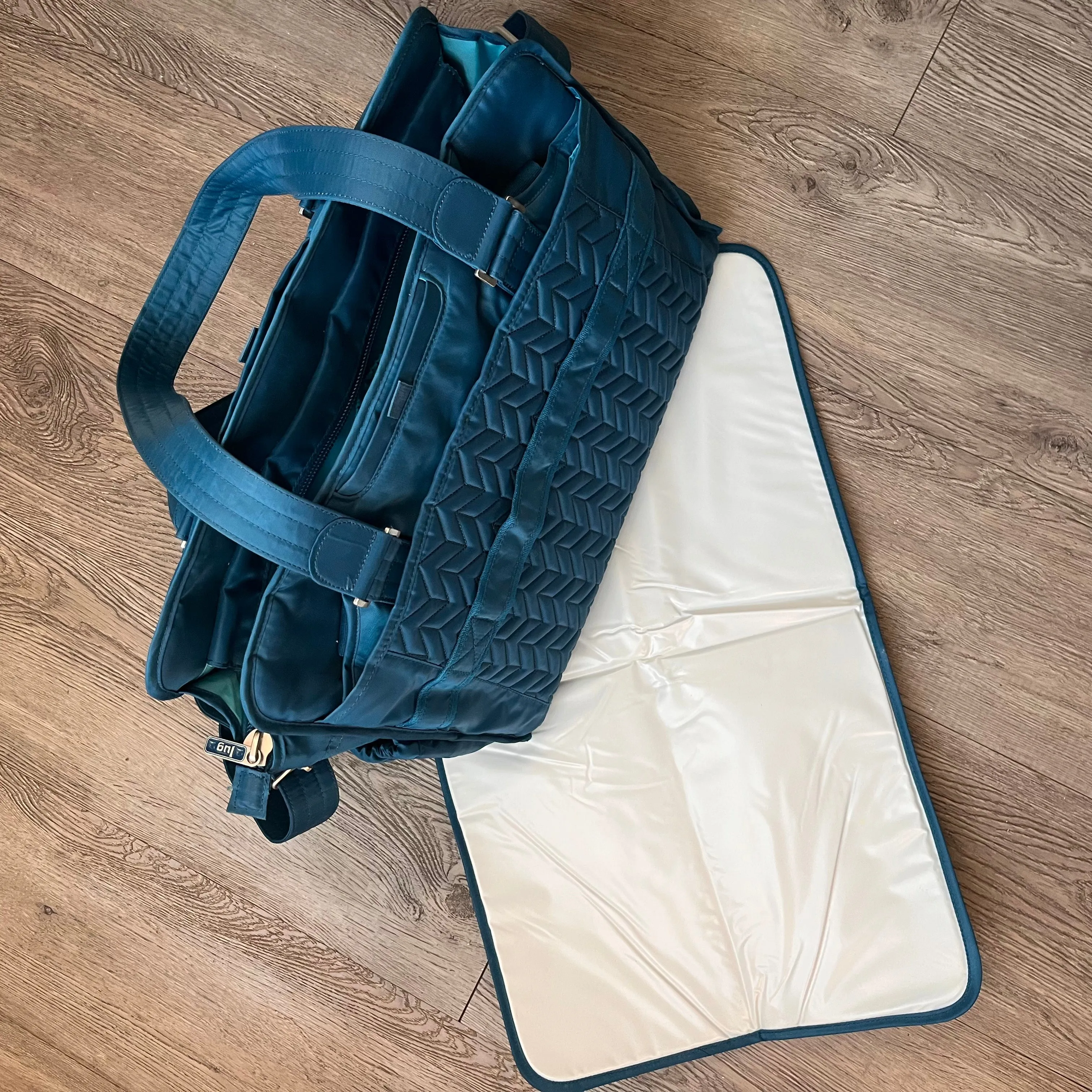 Lug diaper bag